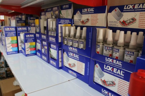 چسب های صنعتی ، تخصصی لاکتایت loctite