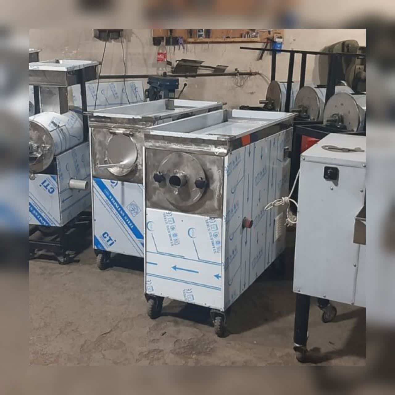 دستگاه آبگوجه گیری، آبلیمو گیری، آبغوره گیری، - تصویر 1