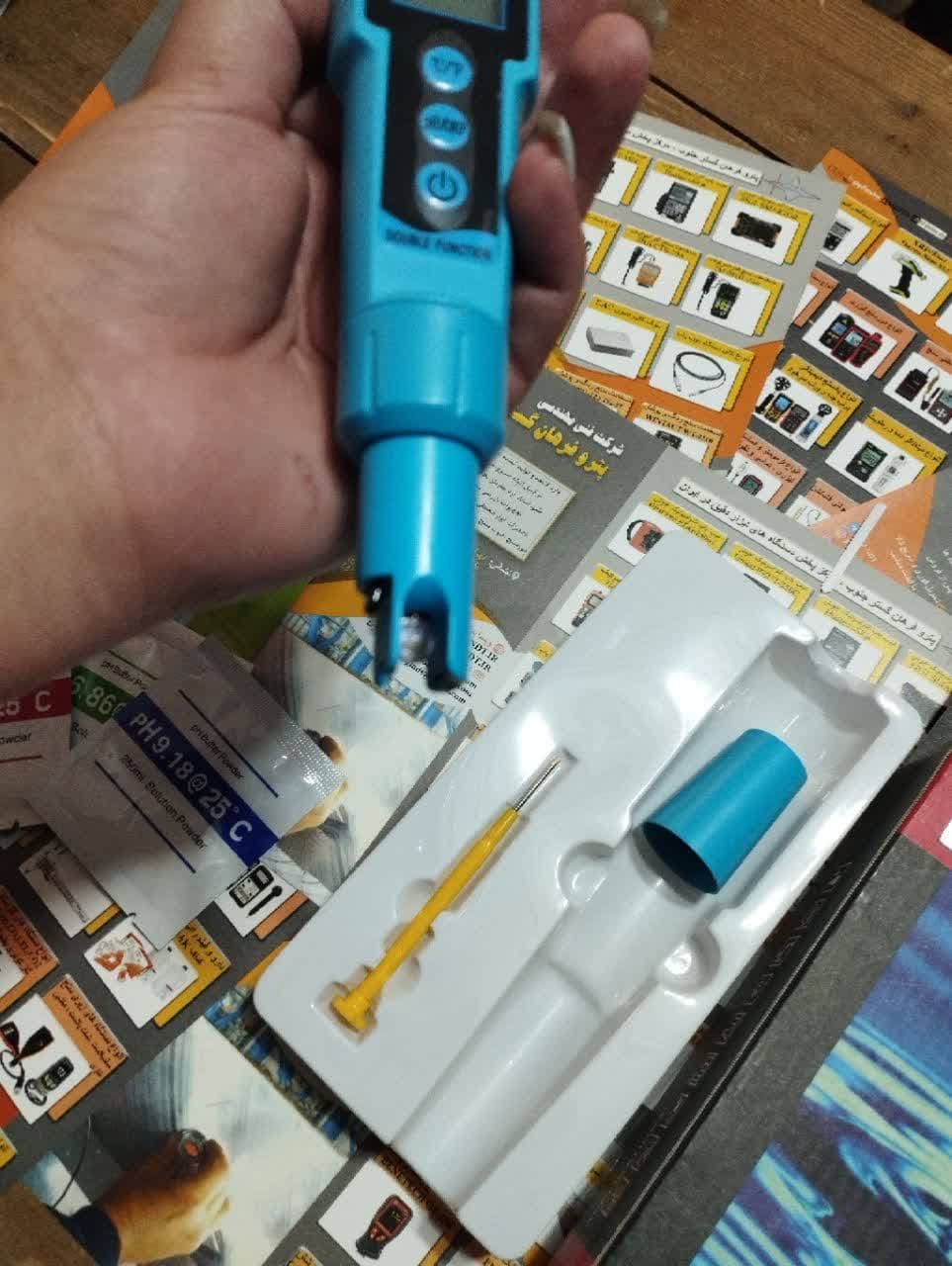 پی اچ متر قلمی 3 کاره برند CEM مدل PH-689 - تصویر 3