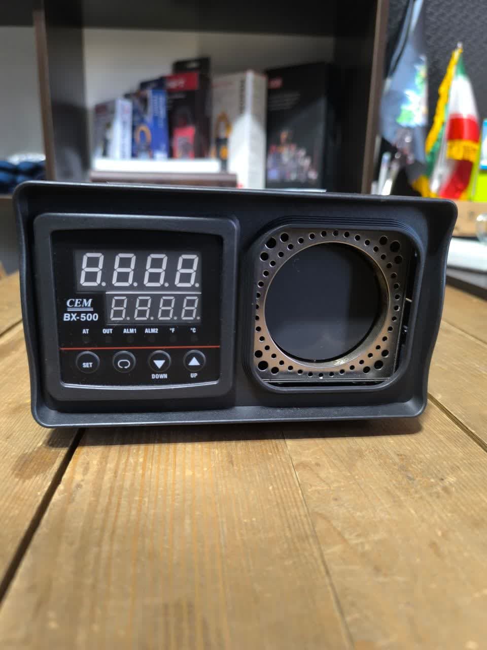 کالیبراتور دماسنج لیزری مدل BX-500 برند CEM - تصویر 2