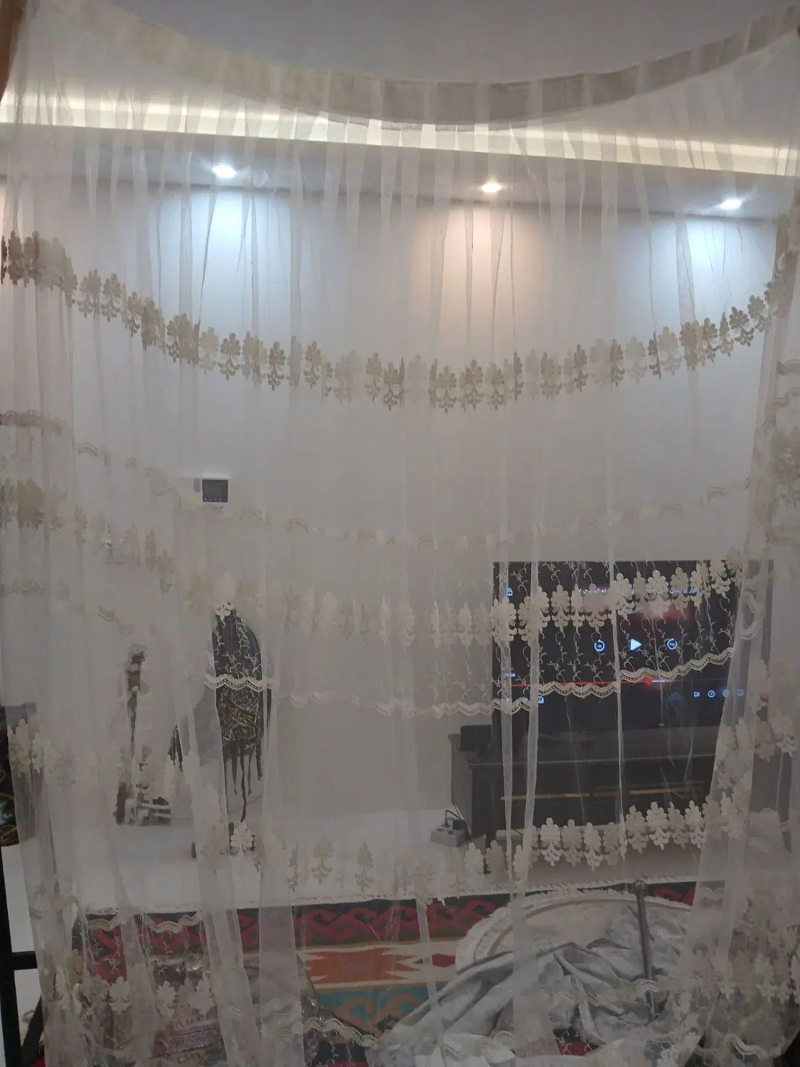 پرده پذیرایی، پرده پانچ - تصویر 5