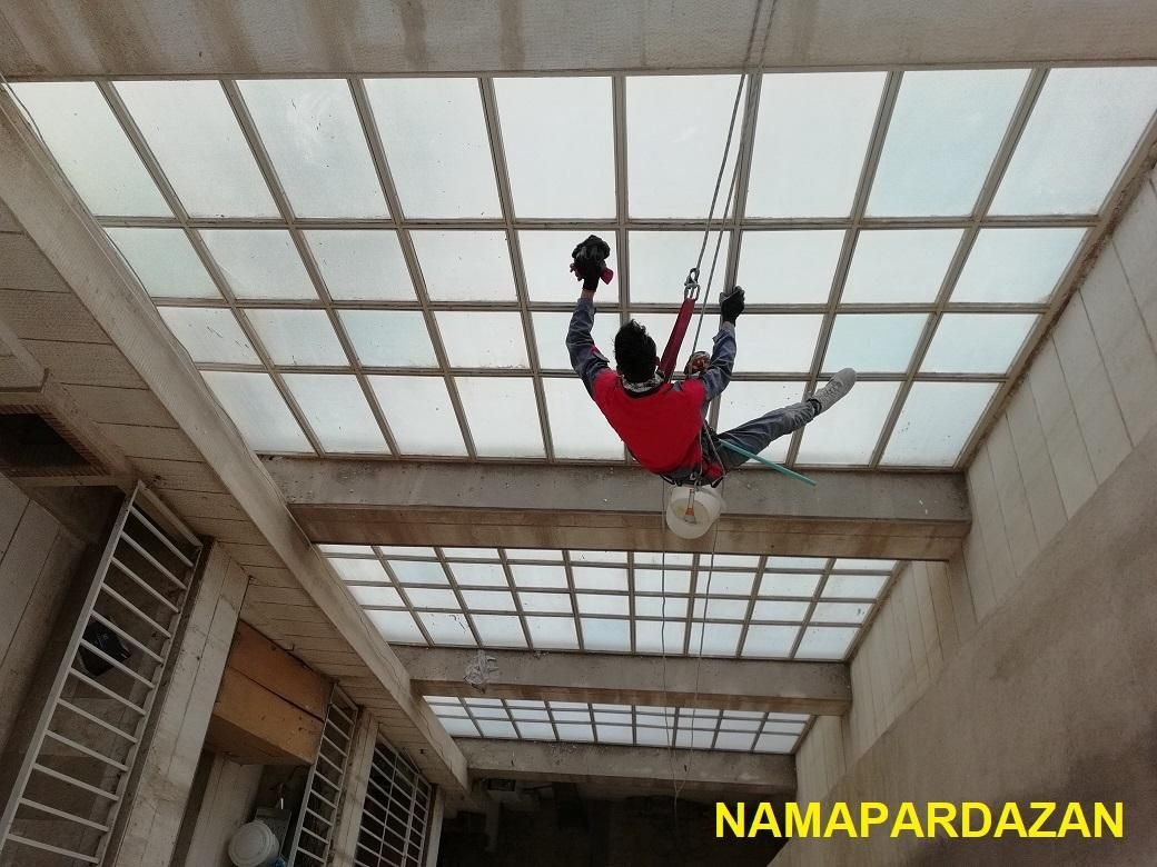 پیچ رولپلاک نما، تعمیر و خدمات نما با طناب (راپل) - تصویر 4
