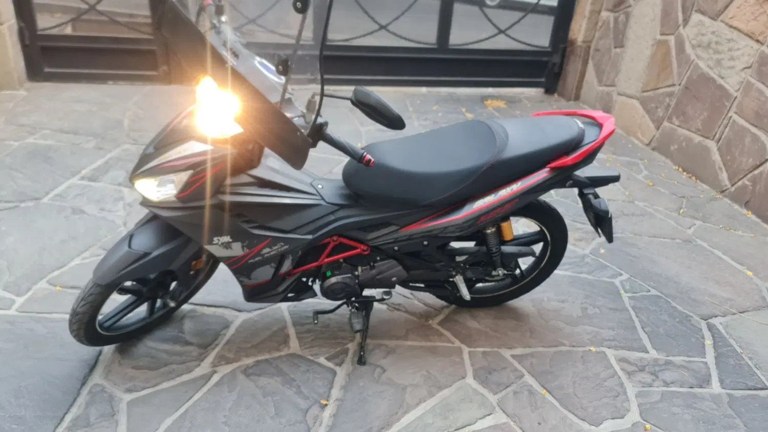 sym Galaxy  x125    قرمز مشکی - تصویر 1
